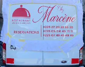 Kakemono imprimé pour salon à Abidjan
